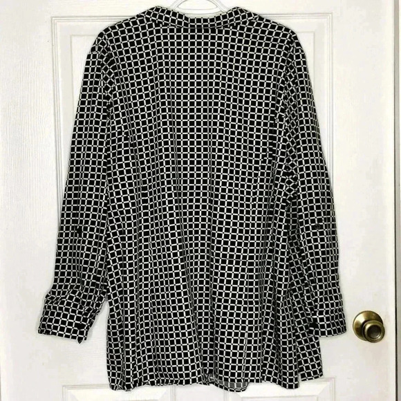 Catherines 2X Button Up Top Tunic Roll Tab Sleeve Black White Windowpane Plaid - Picture 2 of 7